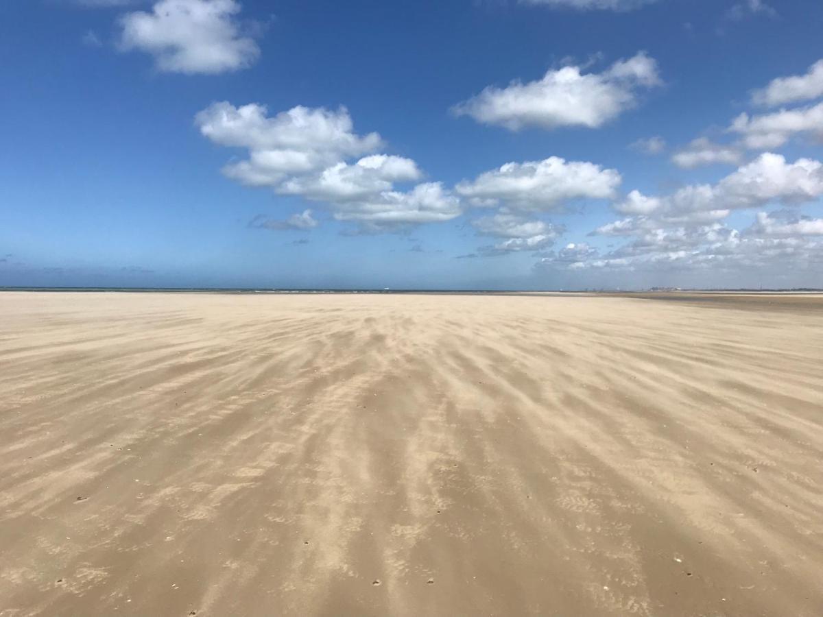 Le Bien Venue Chez Vous Leilighet Calais Eksteriør bilde